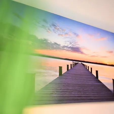 Romance Studio-steps From Thesea