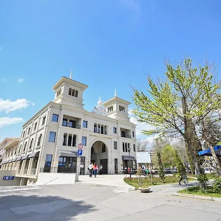 Romance Studio-steps From Thesea Apartman