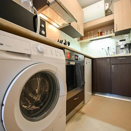 דירה Romance Studio-steps From Thesea